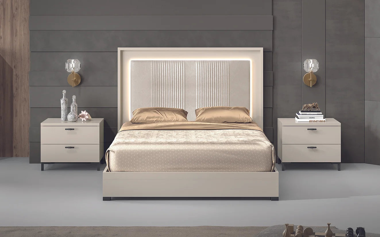 "Carina Collection Bedroom Set with elegant design and timeless appeal" | Vrxco.com