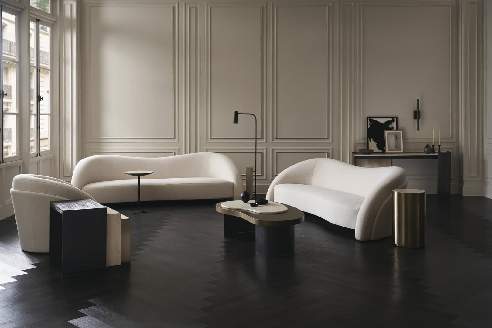 "CONTRAST LIGHT SPOT TABLE with modern design and elegant functionality" | Vrxco.com