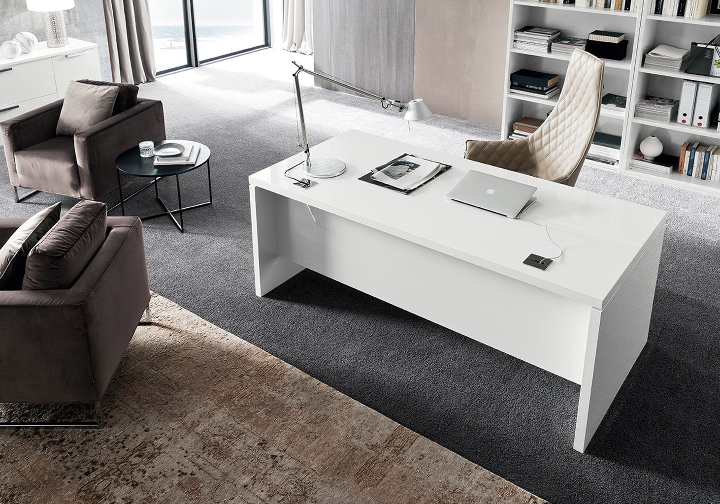 Sedona Desk with functional and stylish design | Vrxco.com