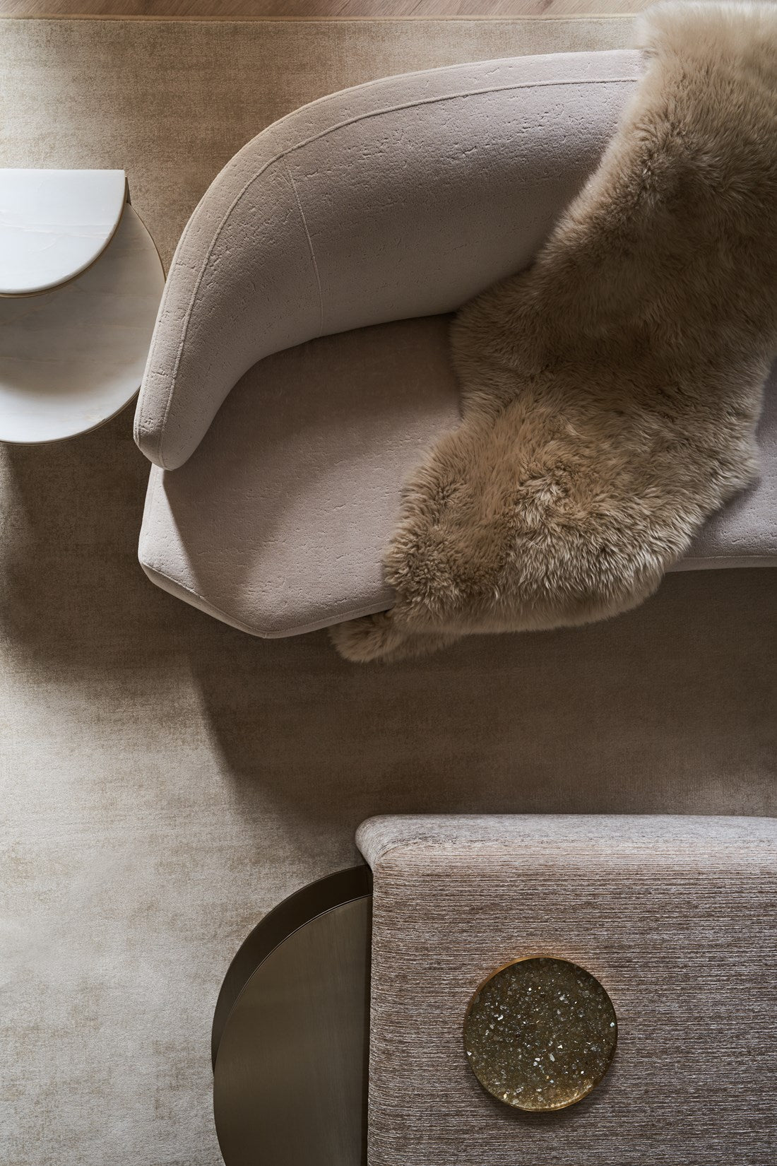 "BRIDGE THE GAP Occasional Table Set with stylish design and practical functionality" | Vrxco.com