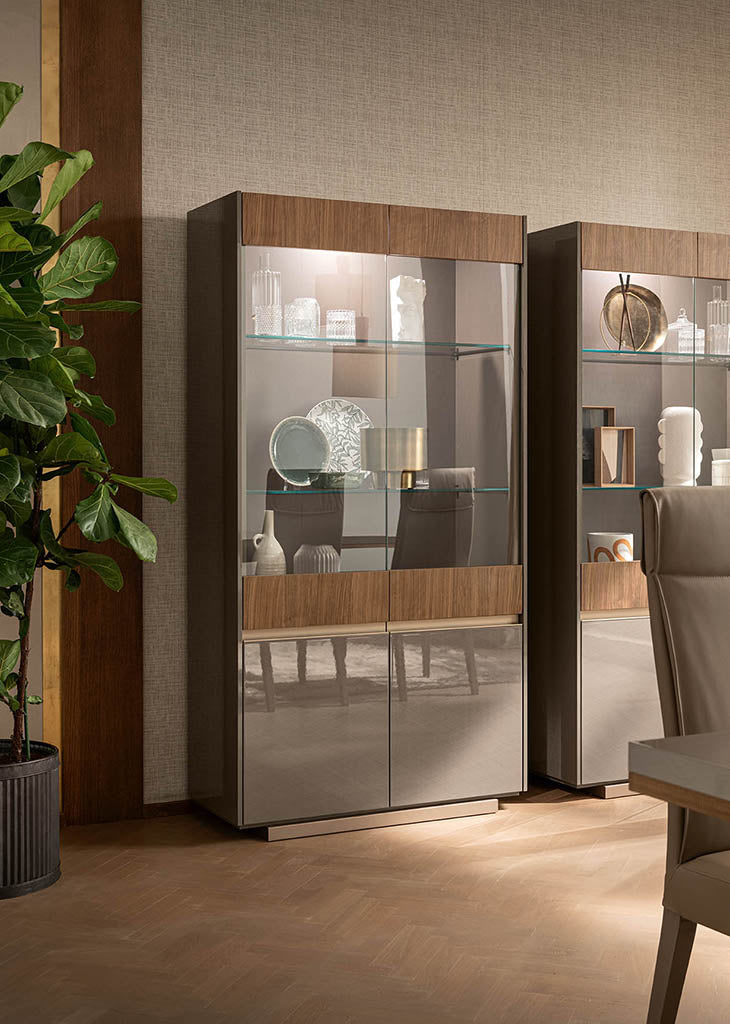 "Corso Como Dining Room Set with modern design and elegant finishes" | Vrxco.com