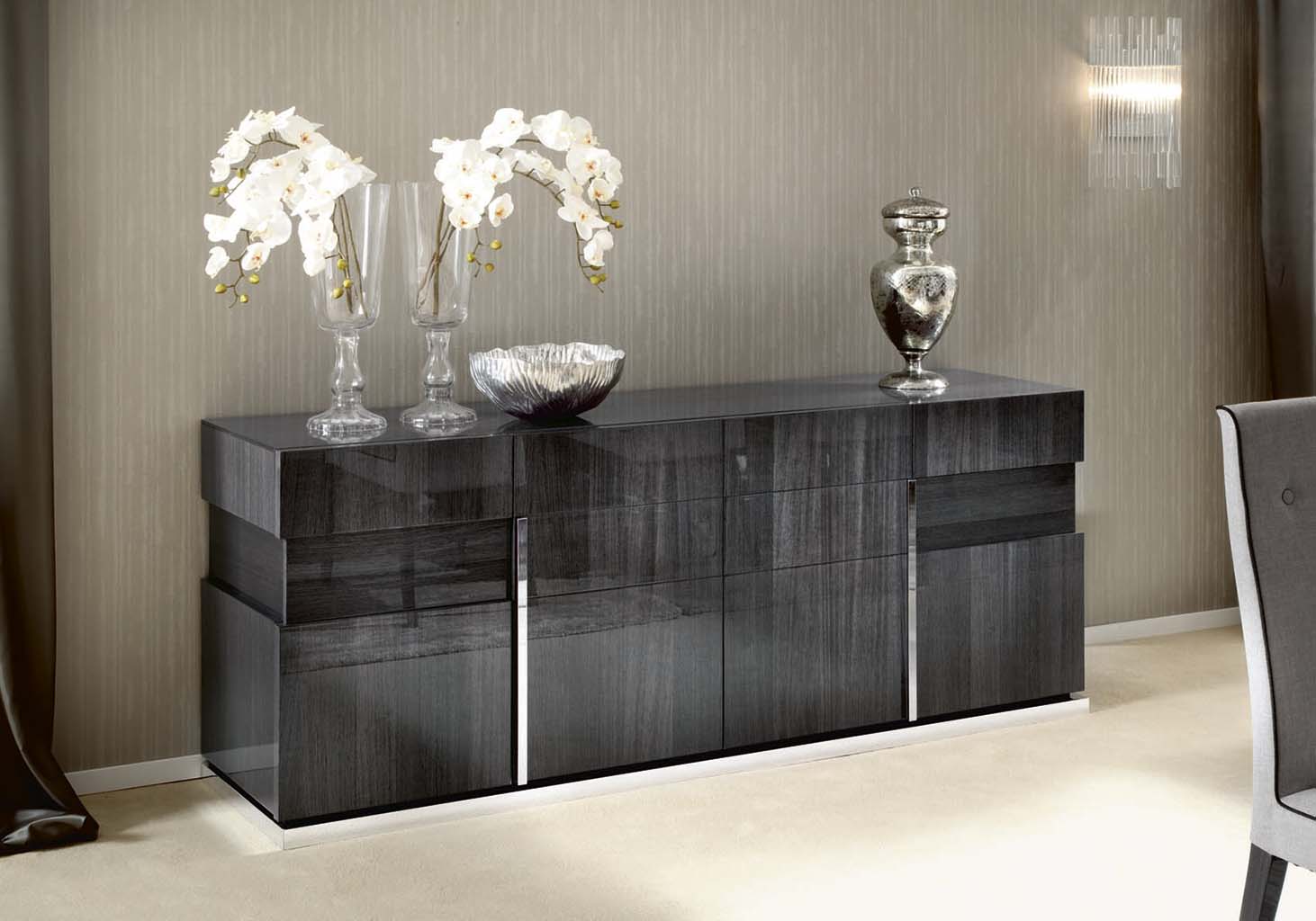 "Montecarlo Dining Room Set - Elegant and Comfortable Dining Furniture" | Vrxco.com
