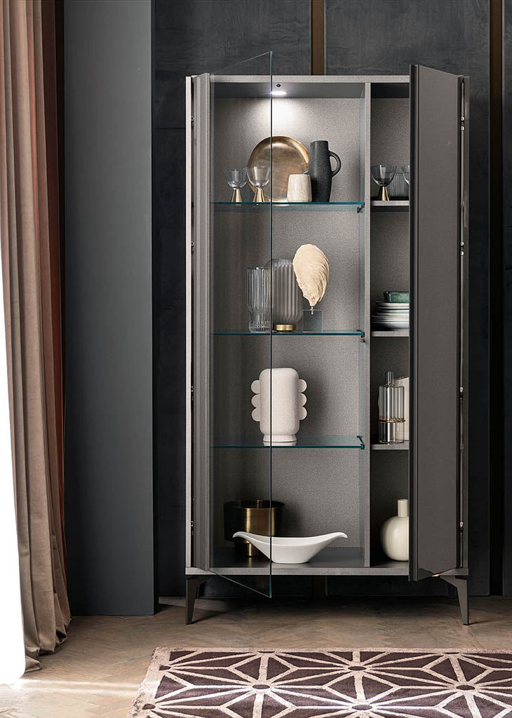 "Graphite Dining Set - Modern and stylish dining room furniture" | Vrxco.com