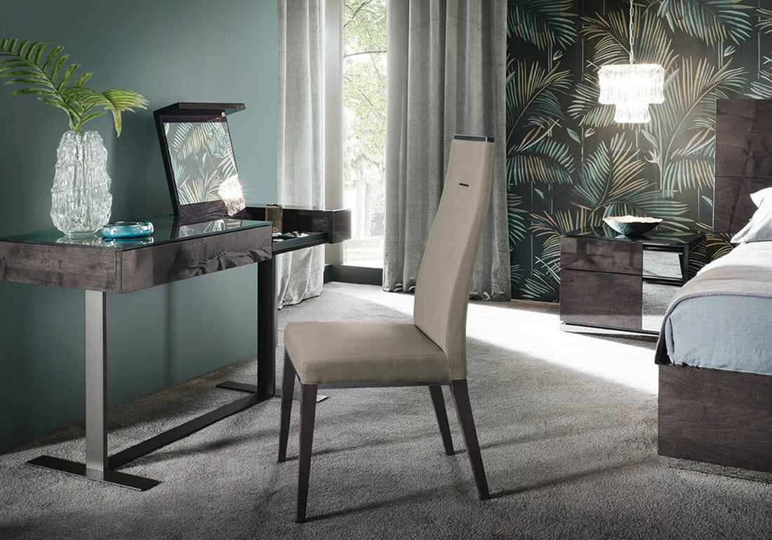 "Heritage Vanities - Classic and elegant vanity furniture" | Vrxco.com