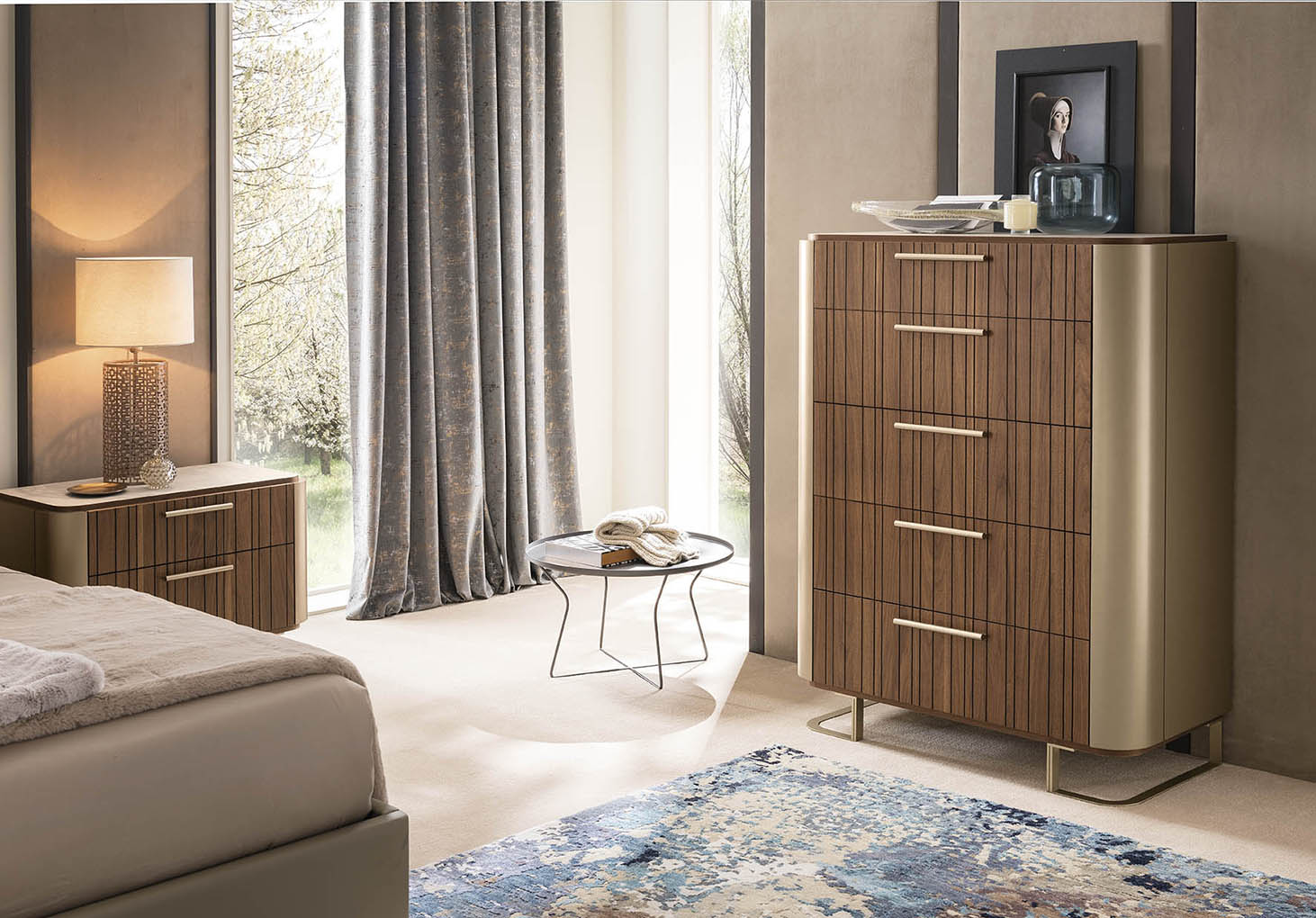 "Hera Bedroom Set with elegant design and modern finishes" | Vrxco.com
