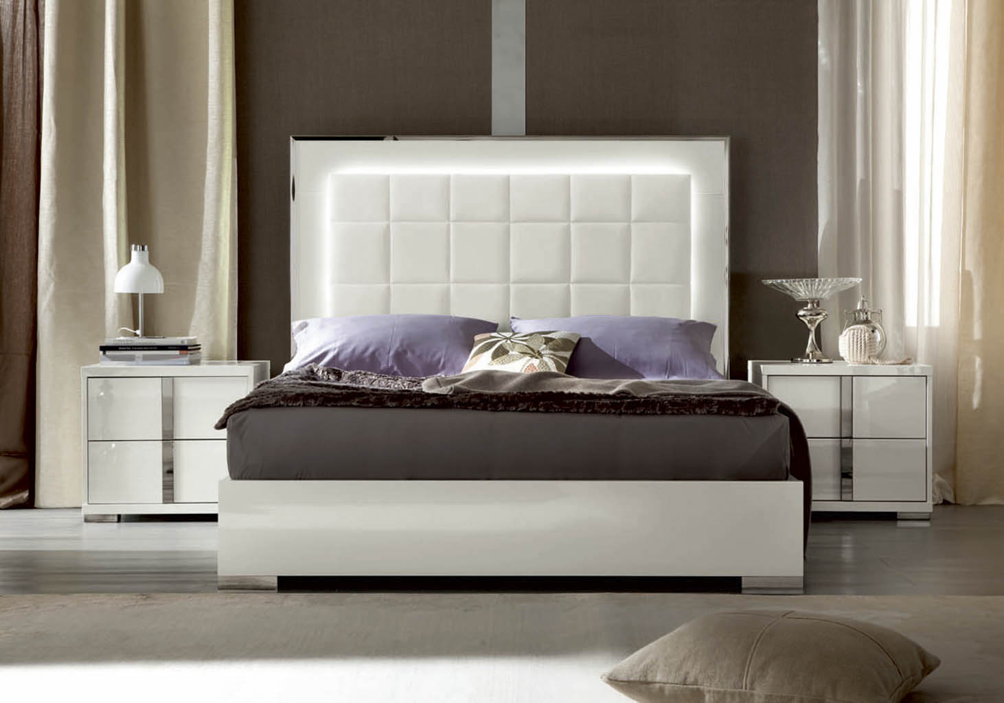 Imperia Bedroom Set with elegant modern design | Vrxco.com