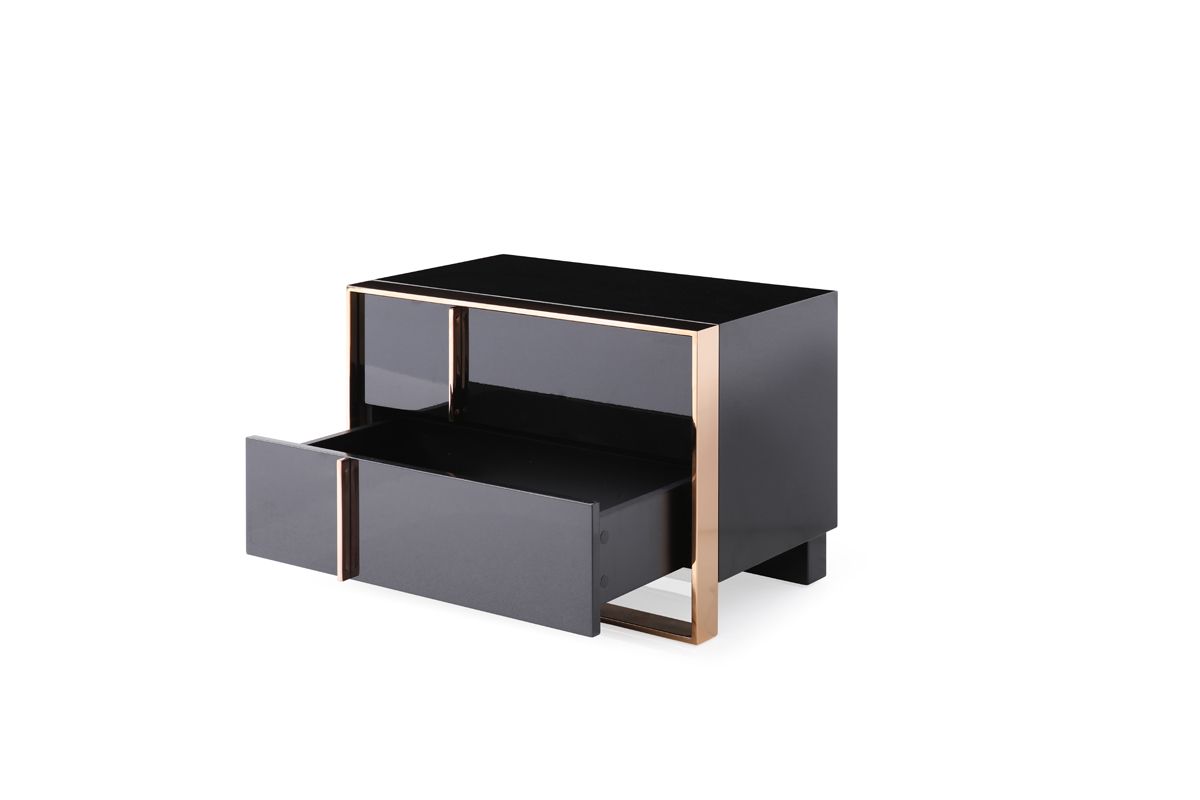 Nova Domus Cartier Modern Black & Rosegold Bedroom Set with luxurious accents | Vrxco.com