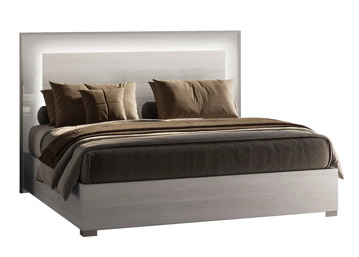 Tower Collection Bedroom Set with contemporary design | Vrxco.com
