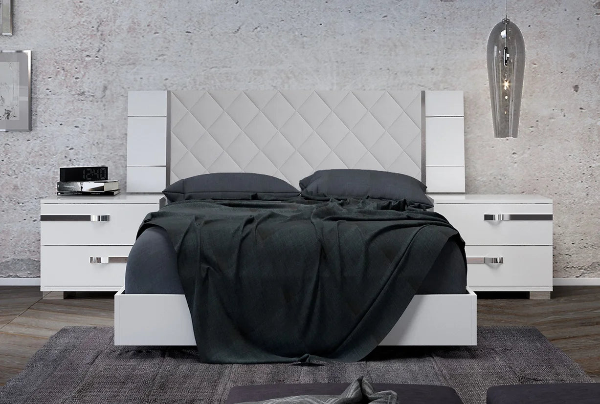 "Dream Rombi Collection Bedroom Set with elegant design and stylish finishes" | Vrxco.com