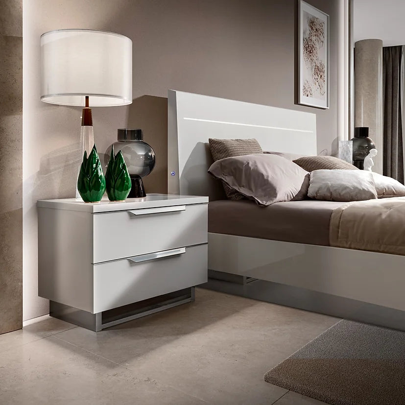 Kimera Collection Bedroom Set with stylish modern design | Vrxco.com
