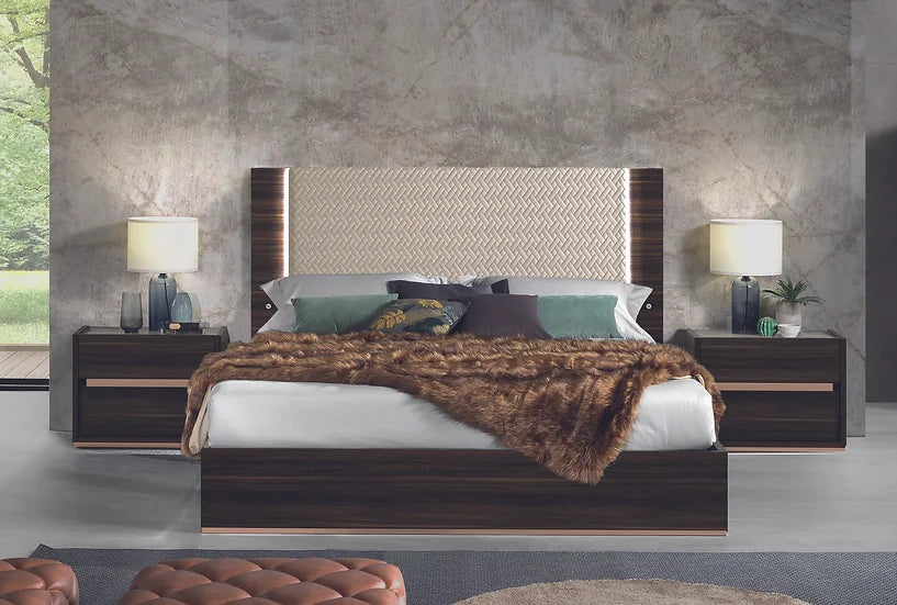 "Christine Collection Bedroom Set with elegant design and timeless appeal" | Vrxco.com