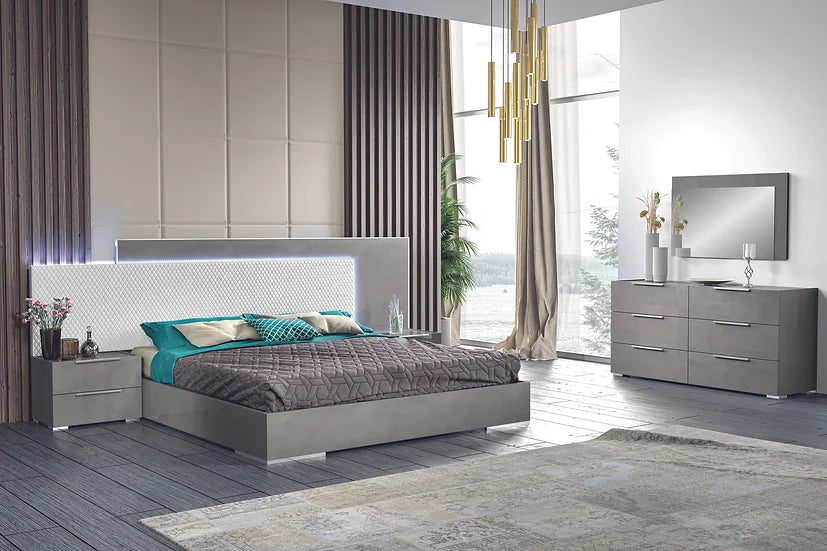 "Fabiana Collection Bedroom Set in Grey with stylish design and contemporary finishes" | Vrxco.com