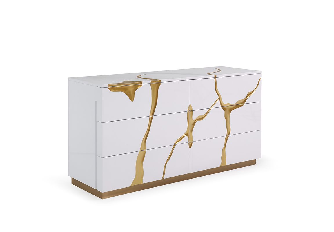 Modrest Aspen White & Gold Bedroom Set showcasing elegance and luxury with a modern touch | Vrxco.com