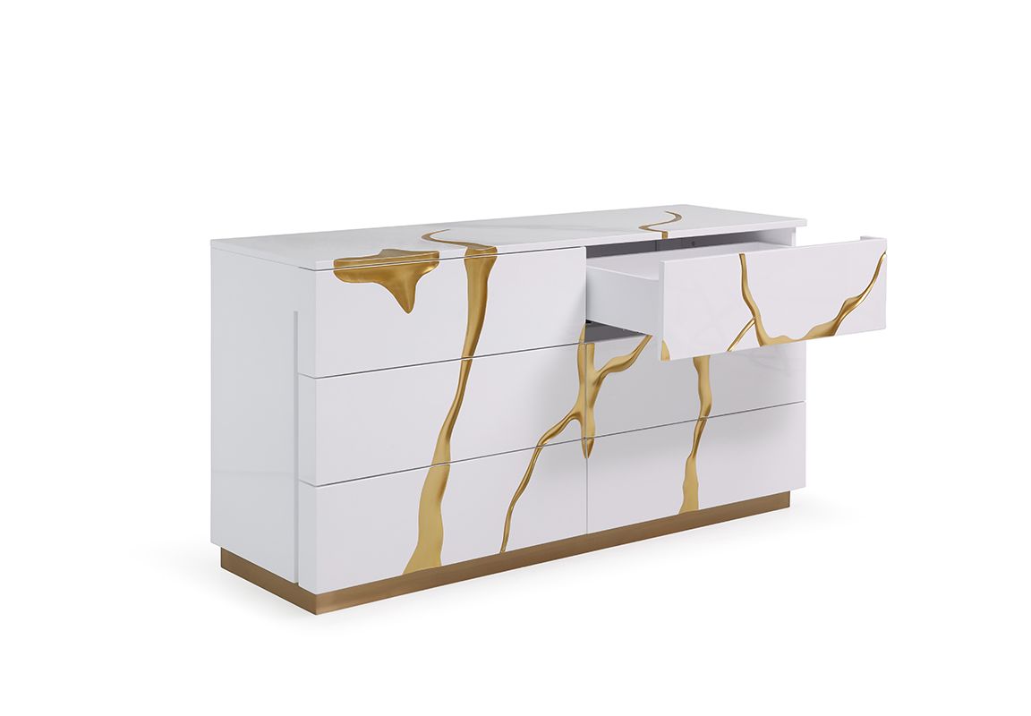 Modrest Aspen White & Gold Bedroom Set showcasing elegance and luxury with a modern touch | Vrxco.com