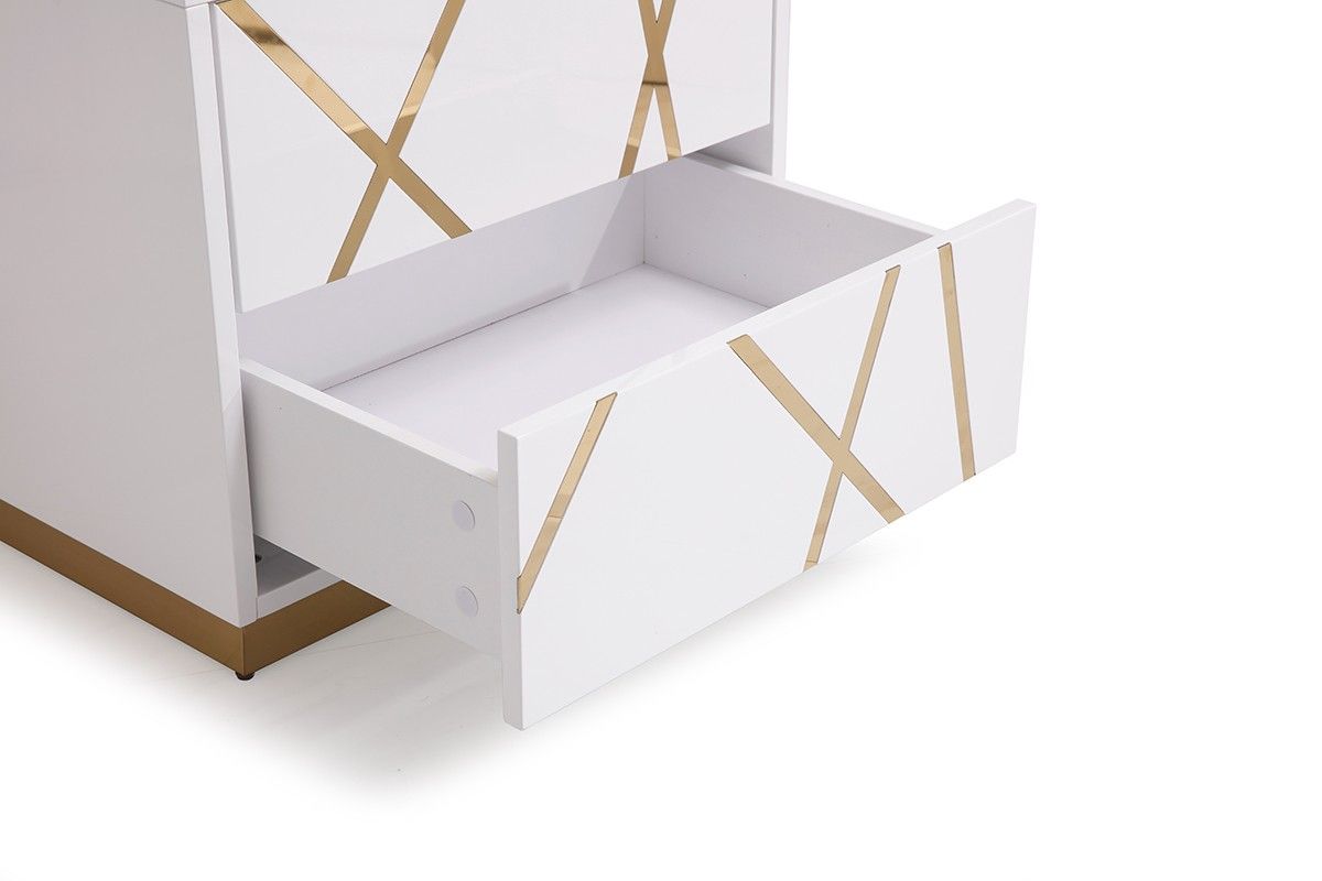 Modrest Nixa Modern White & Gold Bedroom Set showcasing luxury and modern design | Vrxco.com