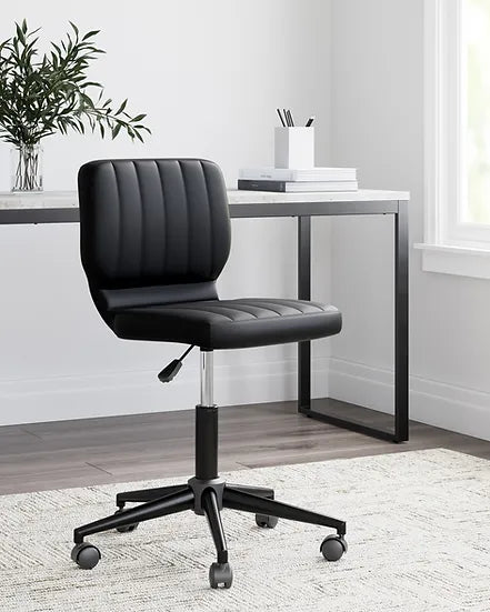 "Ashley H190-03 Chair with contemporary design and high-quality fabric" | Vrxco.com